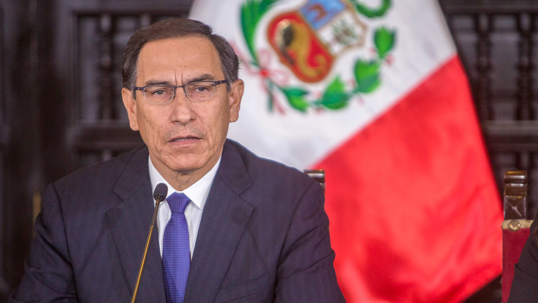 Congreso de Perú aprueba denuncia constitucional contra el expresidente Martín Vizcarra