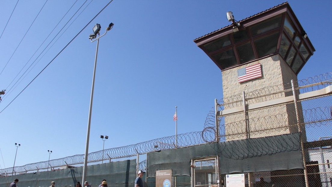 EE.UU. evalúa utilizar Guantánamo para procesar a inmigrantes haitianos