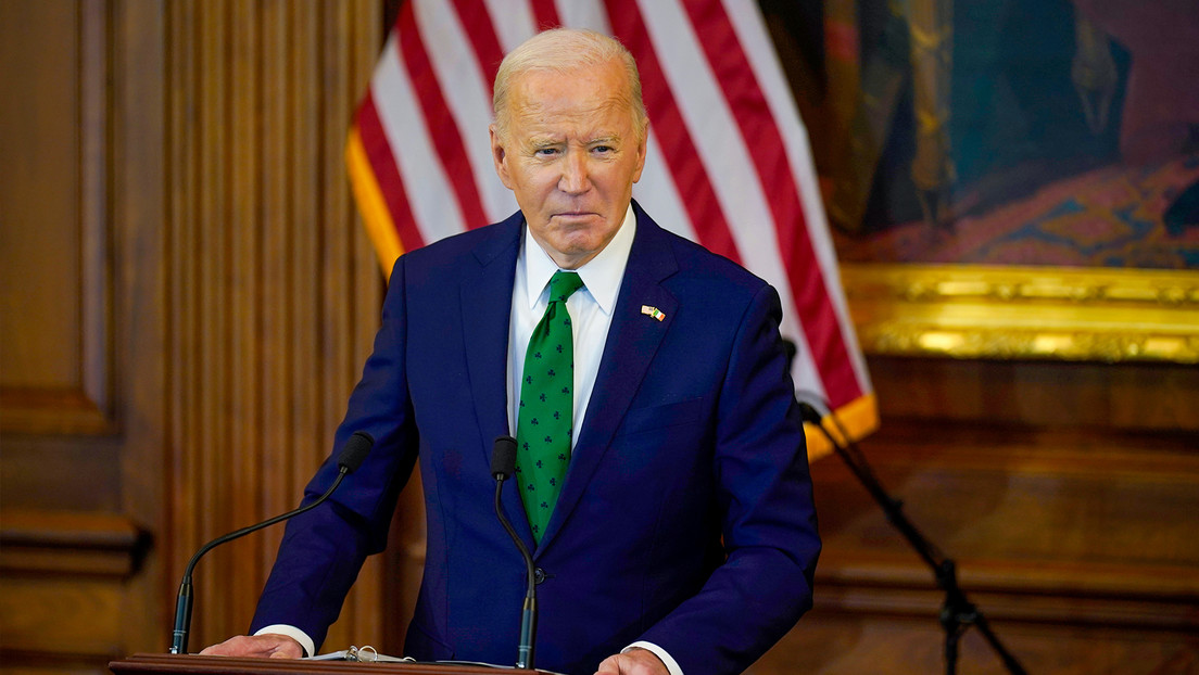 Biden en un evento: "Solo tuve que presentarme y recordar quién es el presidente"