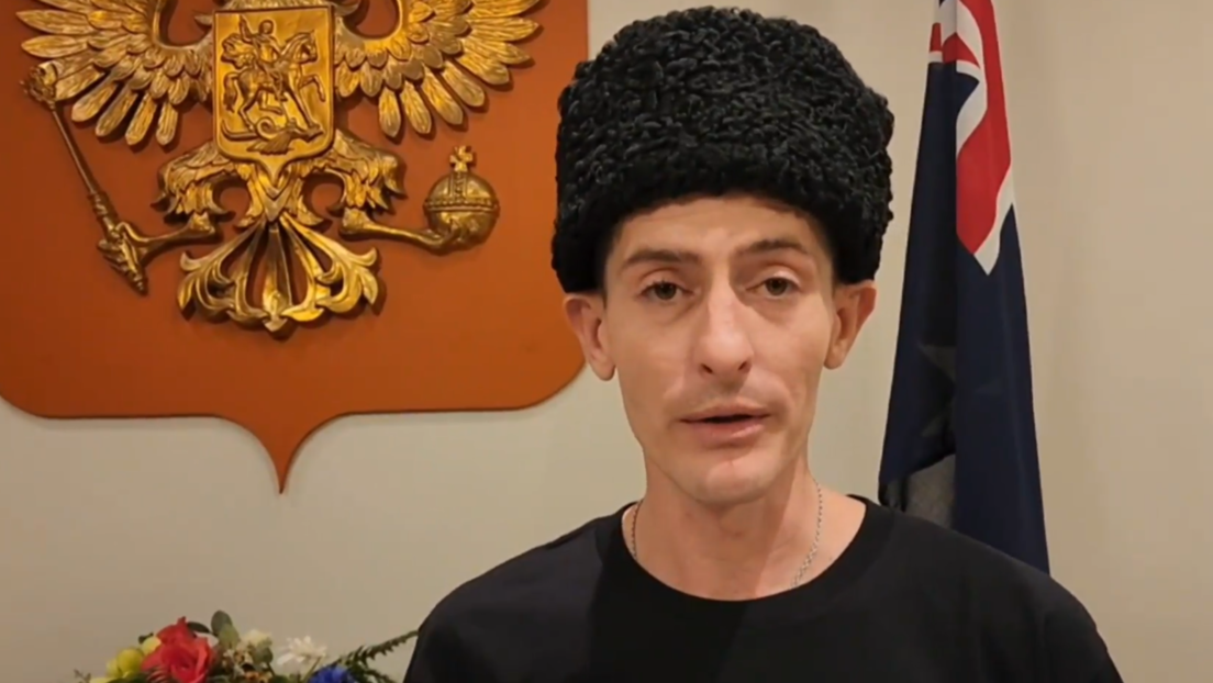 VIDEO: El hijastro del jefe militar de Ucrania pide a Putin la ciudadanía rusa