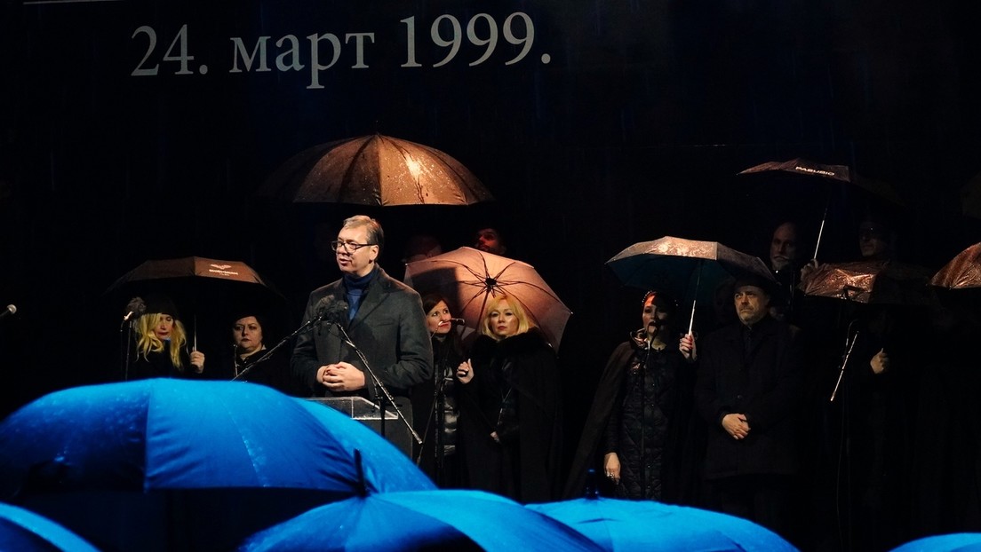 Vucic conmemora bajo la lluvia el 25.º aniversario de la agresión de la OTAN a Yugoslavia