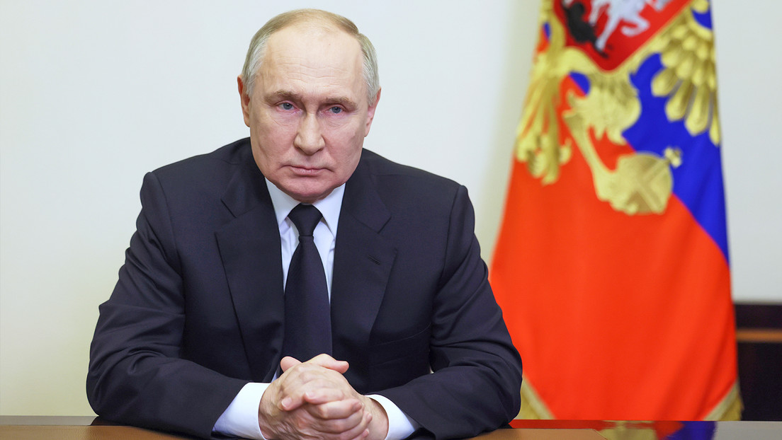 Putin: Sabemos que el atentado fue cometido por el EI, pero nos interesa saber quién lo ordenó