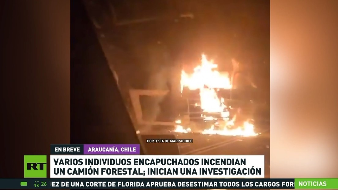 Varios encapuchados incendian un camión forestal en la región chilena de La Araucanía