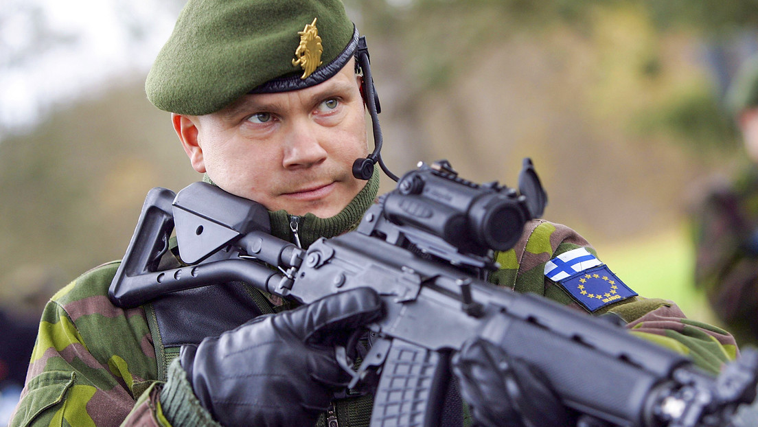 Un nuevo miembro de la OTAN respalda a Macron sobre tropas en Ucrania