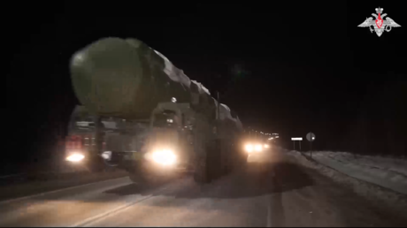 VIDEO: Despliegan un regimiento de misiles estratégicos rusos Yars