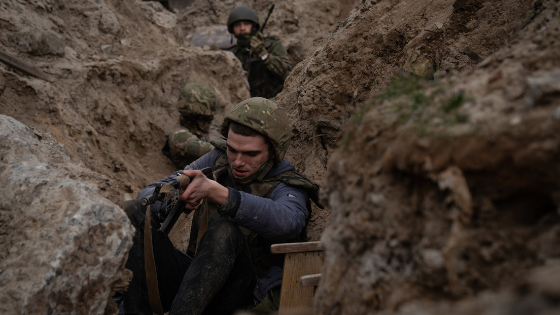 Defensa de Ucrania "corre un gran riesgo de colapsar" incluso con la ayuda militar de EE.UU.