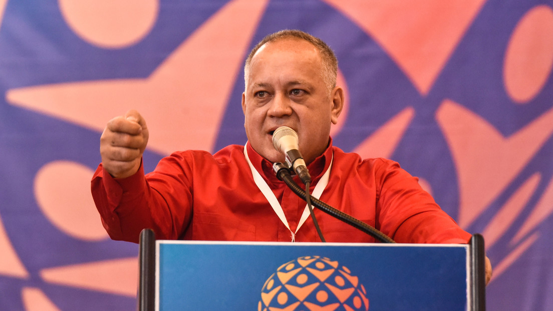 "Se disfraza de loco pero es un fascista": La respuesta de Diosdado Cabello a Milei