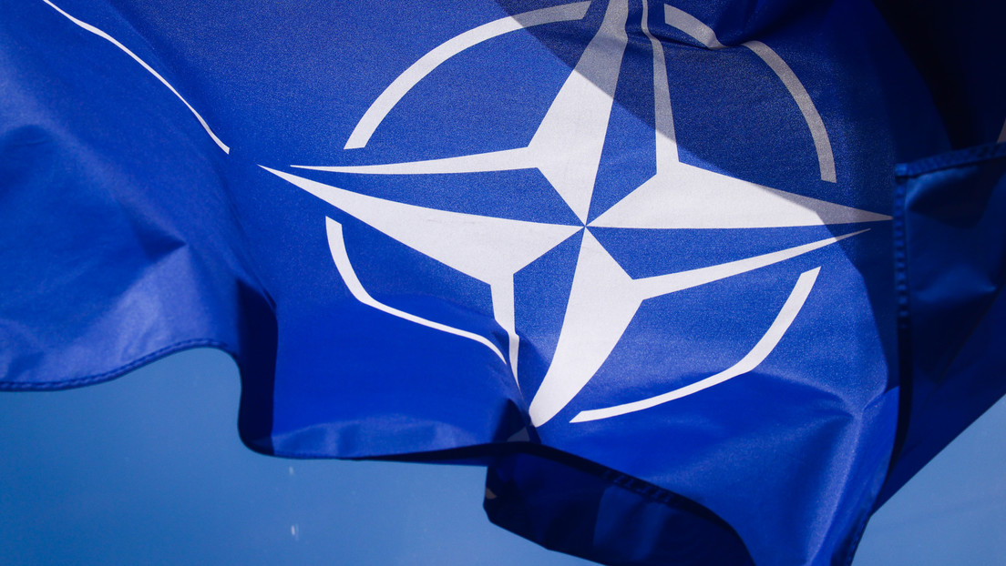 Kremlin: "Las relaciones entre Rusia y la OTAN llegaron de hecho a un nivel de confrontación directa"