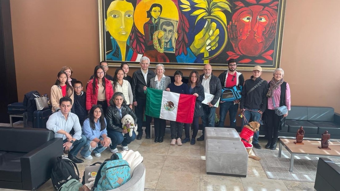 Cuerpo diplomático en Ecuador regresa a México