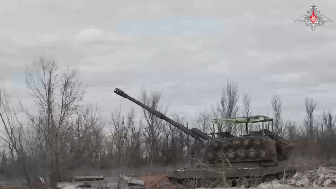 VIDEO: Rusia destruye una pieza de artillería y un puesto de mando ucranianos