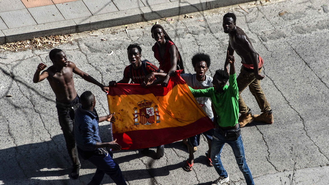 España trabaja en la regulación extraordinaria de extranjeros