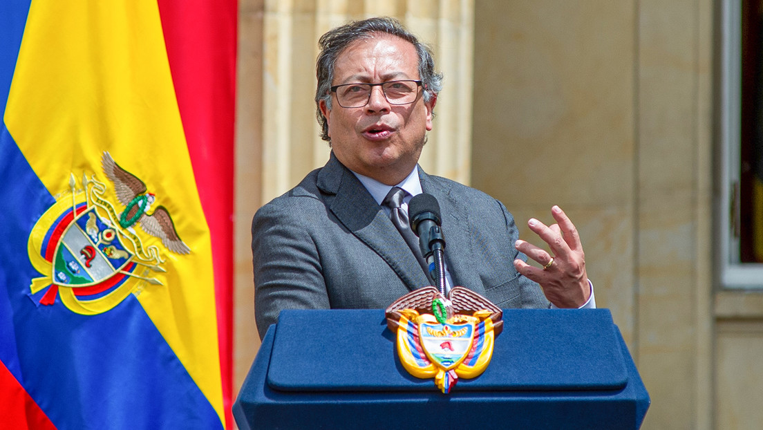 Petro reacciona a la actuación de la justicia contra Álvaro Uribe