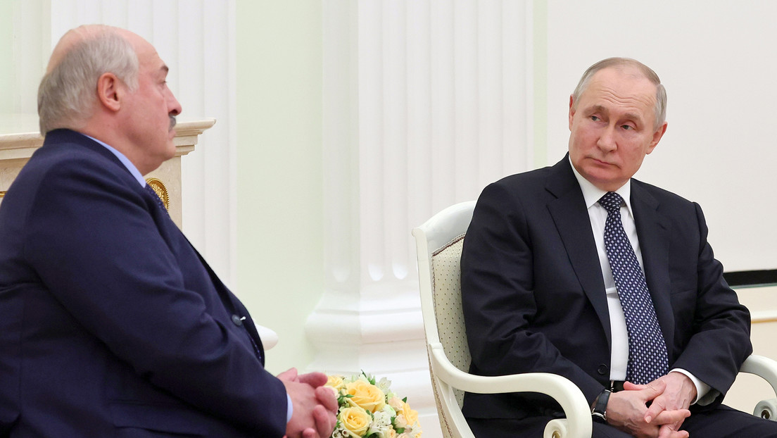 Putin: Rusia está dispuesta a negociar con Ucrania, pero "sin imposición de esquemas"