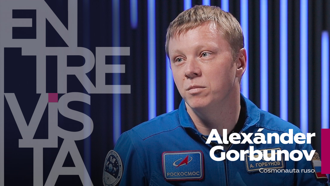 Alexánder Gorbunov, cosmonauta ruso que próximamente viajará a la EEI: "La política debe mantenerse al margen del espacio"