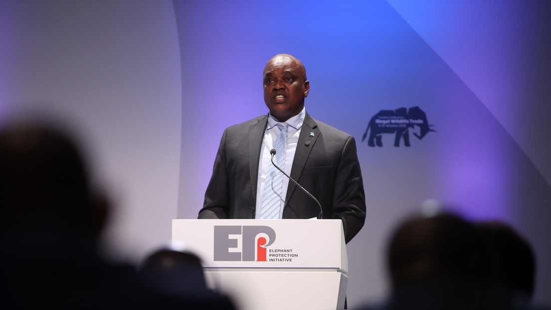 Los europeos valoran más a los elefantes que las vidas humanas, dice el presidente de Botsuana