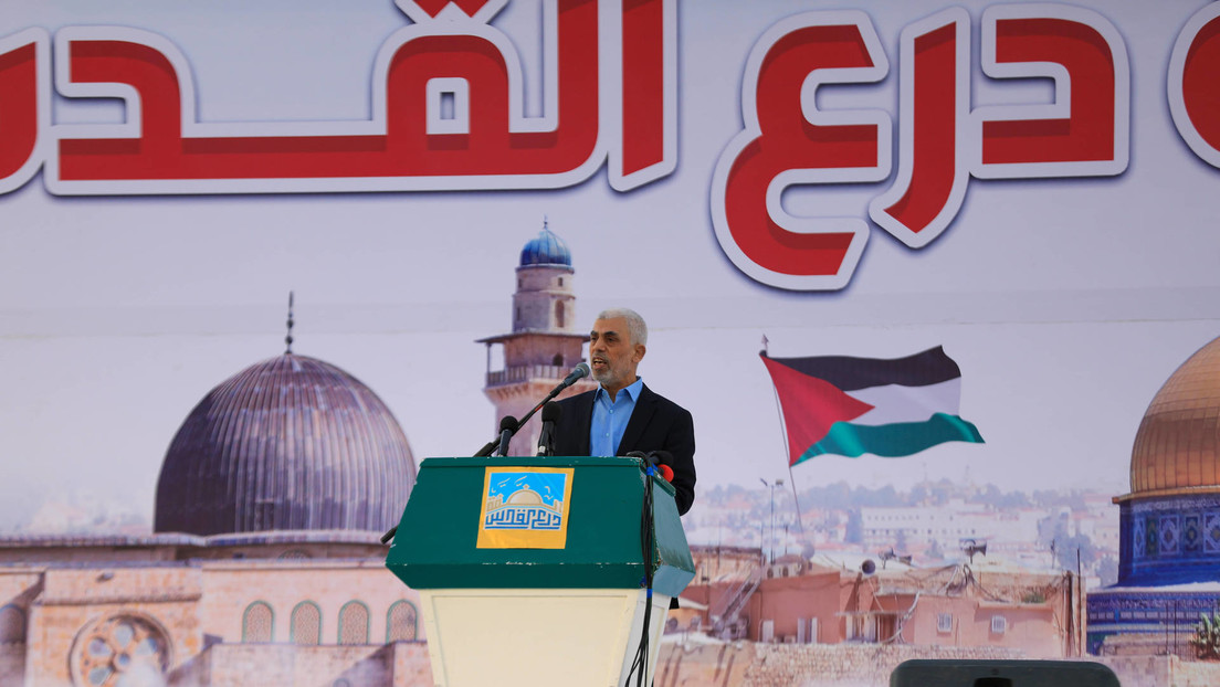 El líder de Hamás en Gaza se reunió con sus combatientes e inspeccionó los campos de batalla