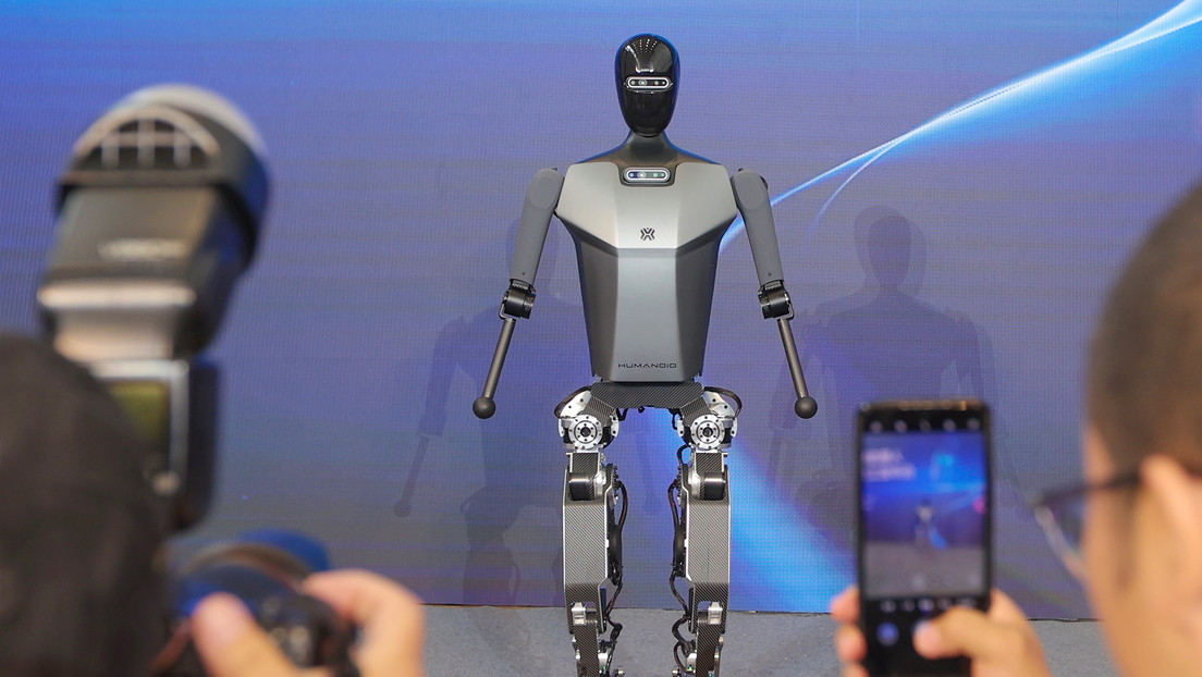 VIDEO: Así es el primer robot humanoide eléctrico capaz de correr a 6 km/h