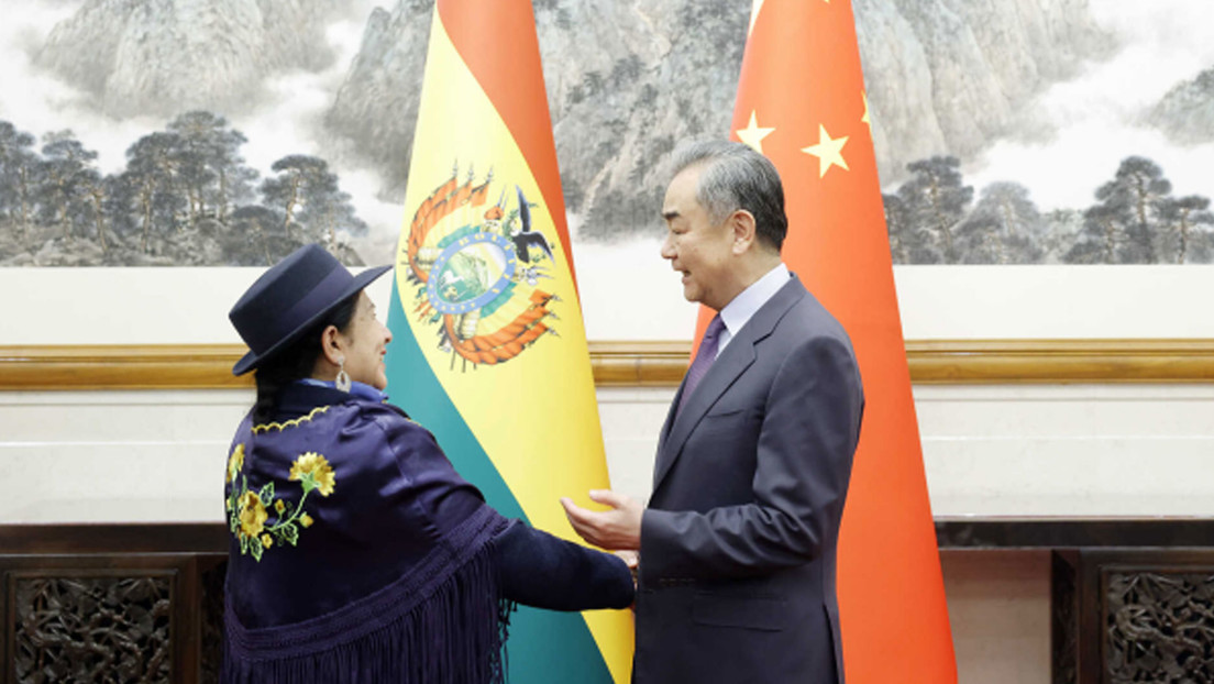 Wang Yi: "China y Bolivia se oponen a la intimidación y defienden la equidad y la justicia"