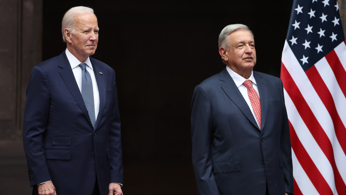 Biden y López Obrador dialogan sobre medidas para reducir los cruces fronterizos irregulares