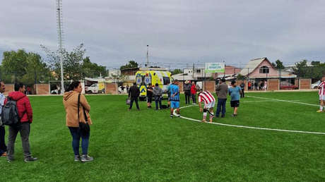 Un futbolista amateur muere en pleno partido