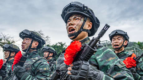 China realiza ejercicios militares con fuego real en la frontera con Myanmar