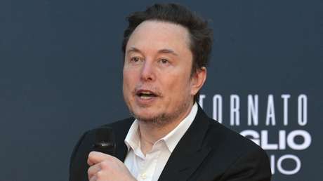 Musk acusa a un juez del Supremo de Brasil de tener "amarrado" a Lula