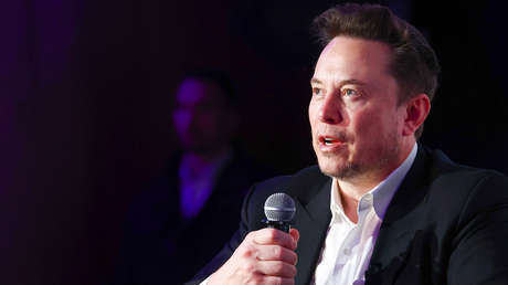 Musk predice que la IA superará a los humanos más inteligentes en 2025