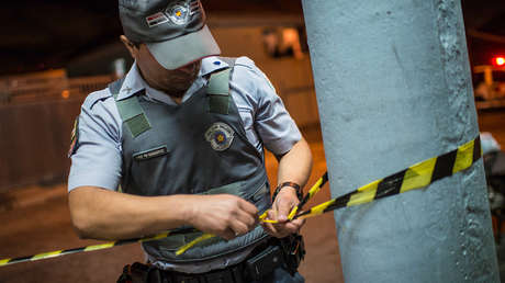 Un hombre dispara y decapita a un excompañero de trabajo por celos