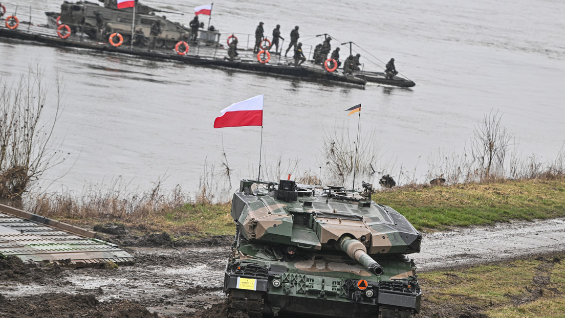 Polonia insta a crear una "brigada pesada" europea