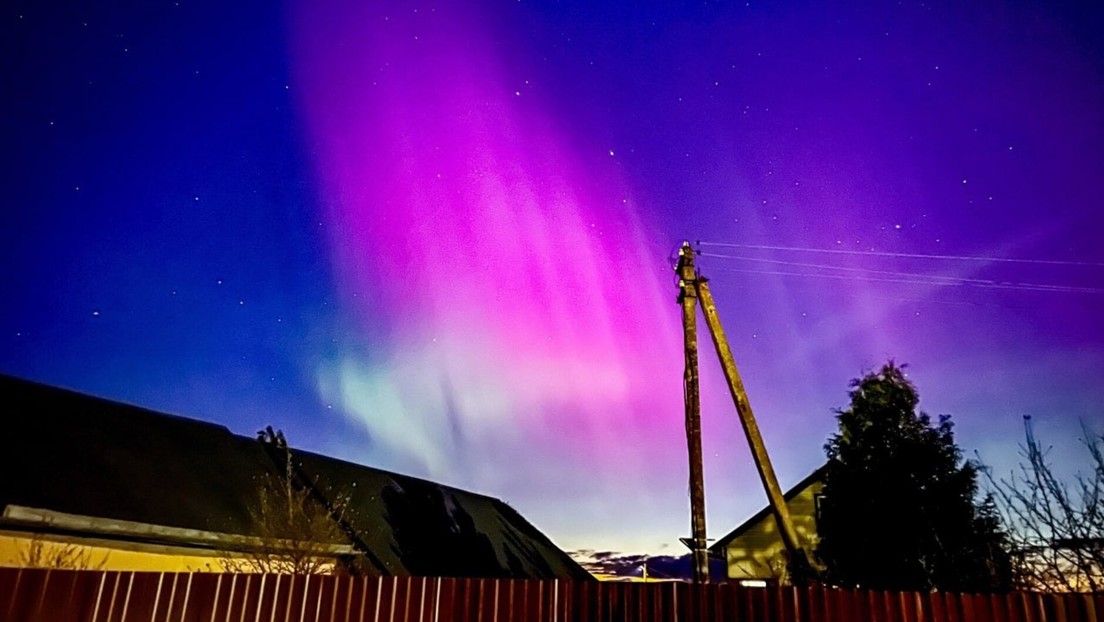 Aurora boreal ilumina el cielo en varias zonas de Rusia