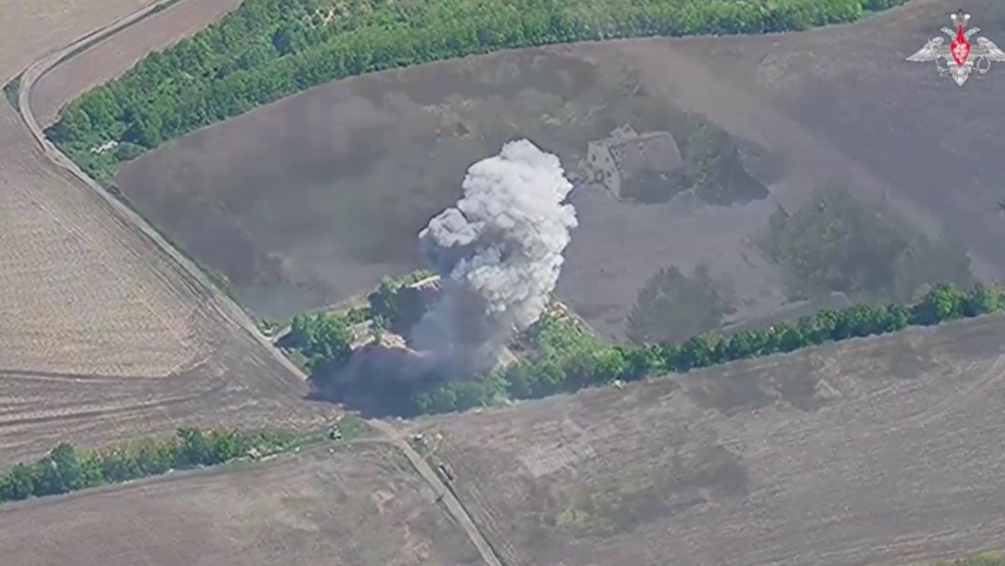 VIDEO: Un sistema antiaéreo IRIS-T fabricado en Alemania, pulverizado en un ataque ruso en Ucrania