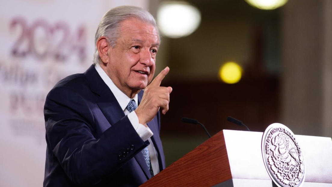 "Es de sabios cambiar de opinión": López Obrador defiende la militarización de México