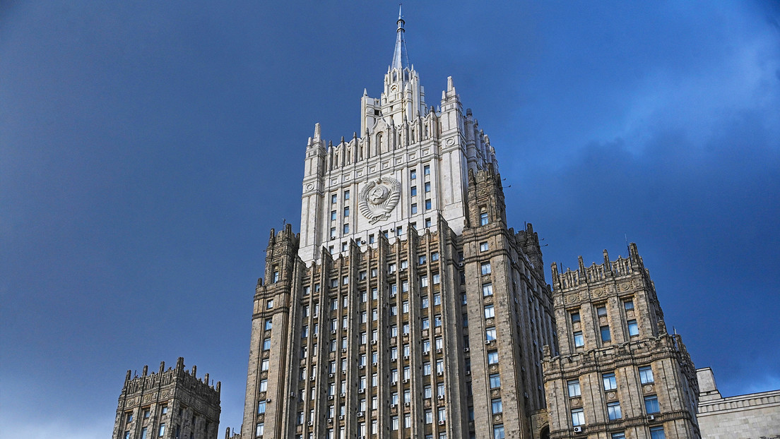 Moscú reitera que puede atacar blancos británicos dentro y fuera de Ucrania
