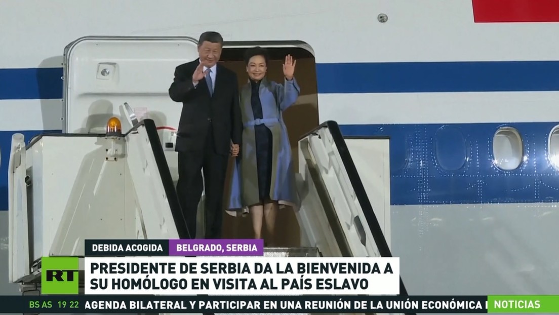 Vucic da la bienvenida a Xi Jinping en su visita a Serbia
