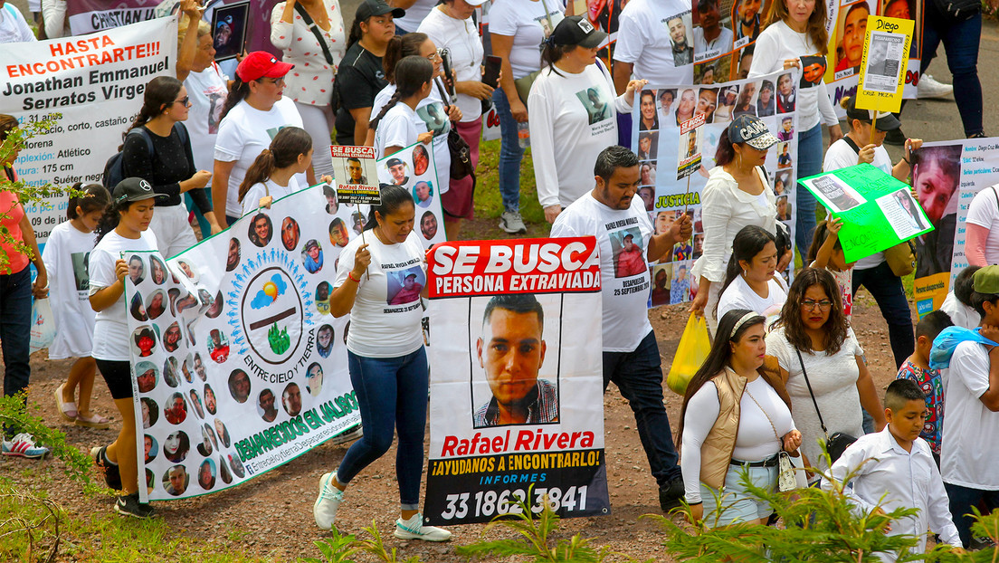 "No es un espectáculo": Familiares de desaparecidos en México piden no politizar su tragedia