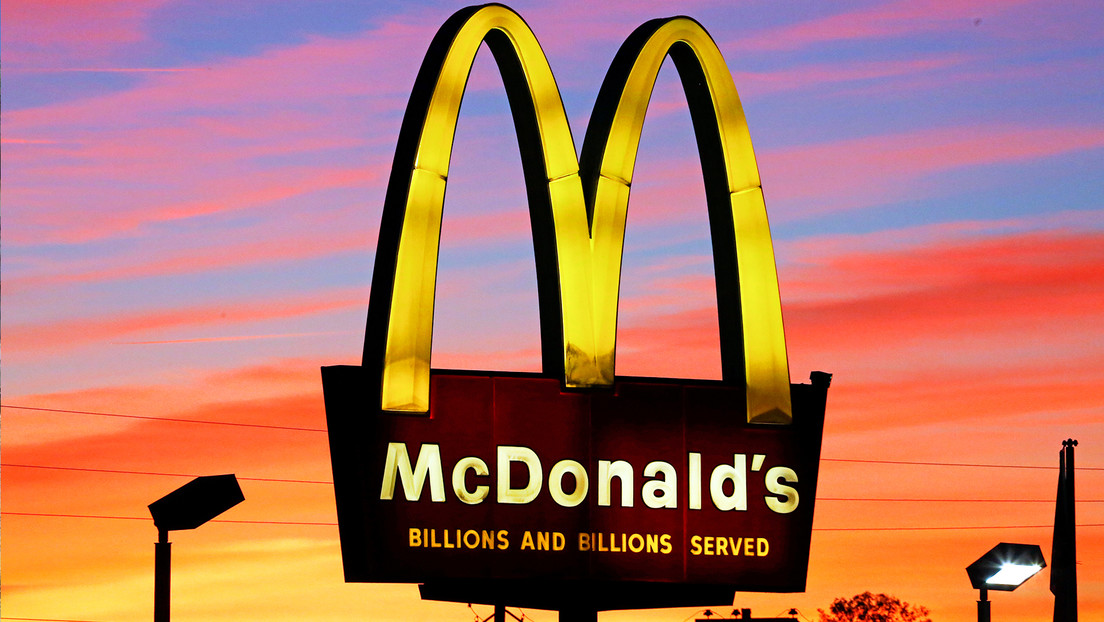 McDonald's considera introducir un menú de 5 dólares