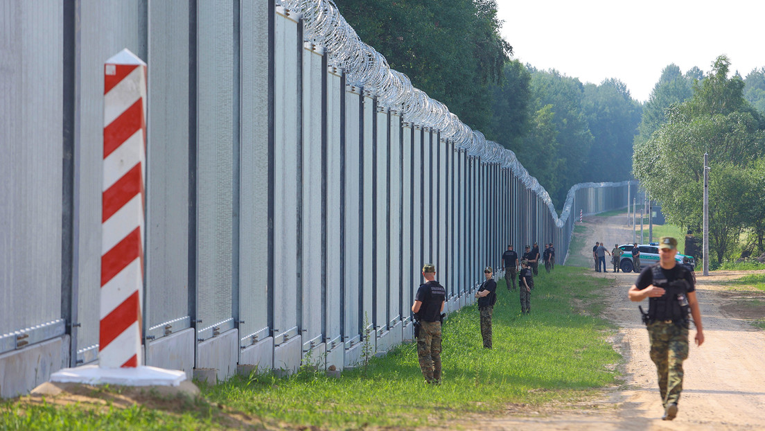 Polonia construye fortificaciones en la frontera con Bielorrusia