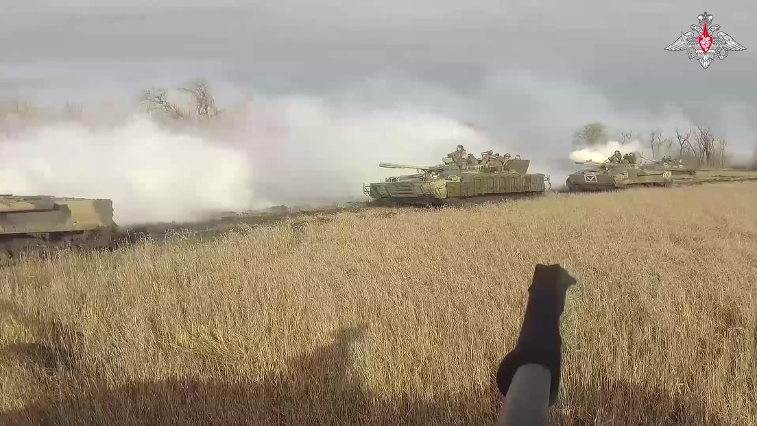 VIDEO: Así los tanquistas rusos liberaron una localidad en Donbass