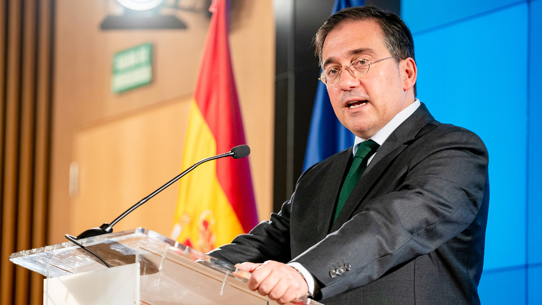 España reitera al embajador argentino la necesidad de una "rectificación pública"