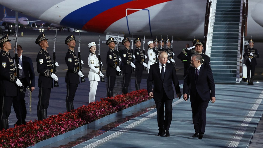 Putin se reúne con su homólogo uzbeko