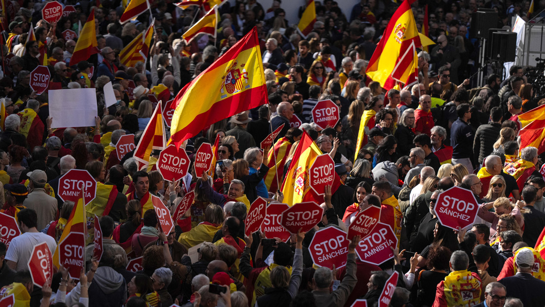 España aprueba la ley de amnistía para el 'procés' catalán