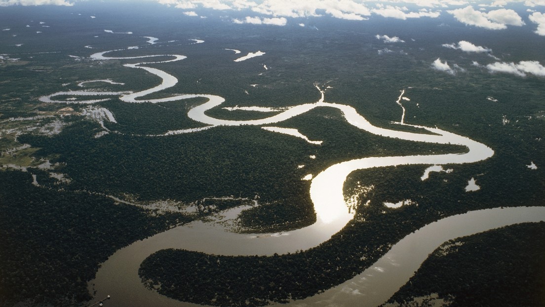 Los 'piratas de los ríos' que azotan las entrañas de la Amazonía brasileña