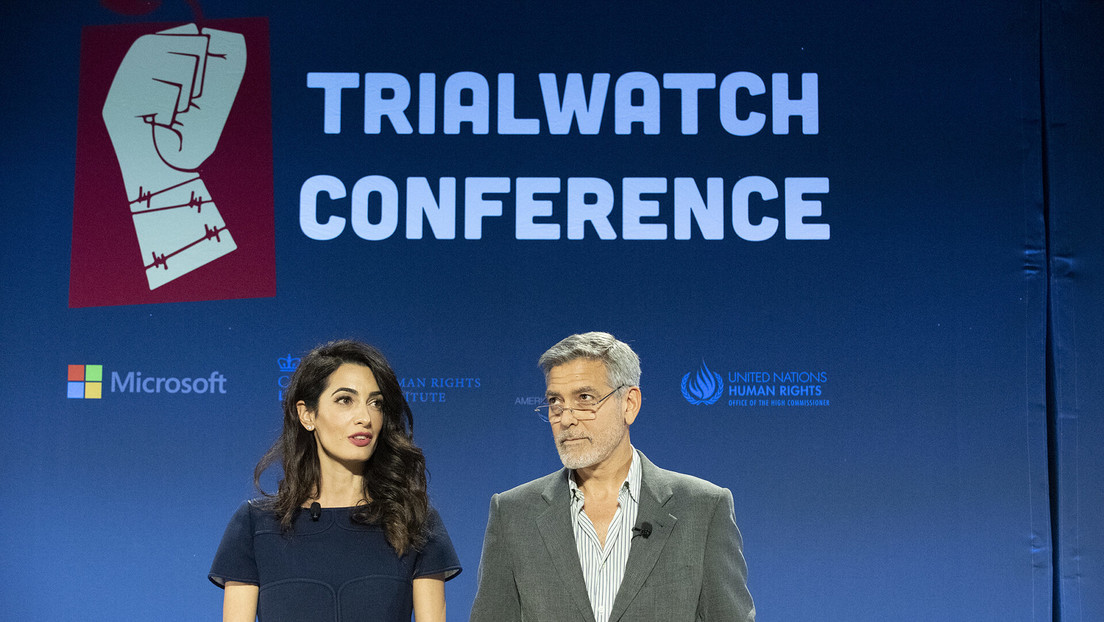 Fundación de George Clooney planea 'cazar' a periodistas rusos
