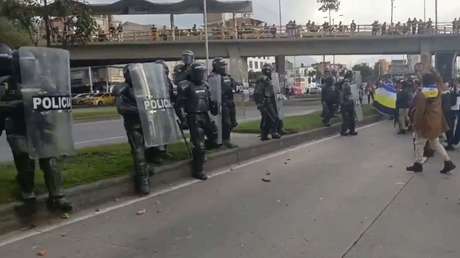 Enfrentamientos en Bogotá en medio de protesta por la designación irregular de un rector