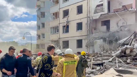 noticiaspuertosantacruz.com.ar - Imagen extraida de: https://flipr.com.ar/nacionales/ultimo-momento/actualidad-rt/video-sacan-a-personas-de-entre-los-escombros-de-edificio-en-belgorod-atacado-por-kiev/