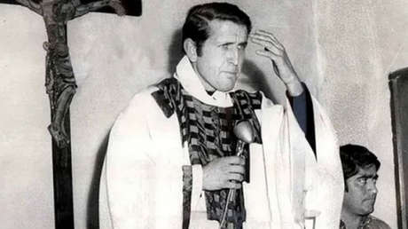 Rinden homenaje al padre Mugica: 50 años del asesinato del activista peronista