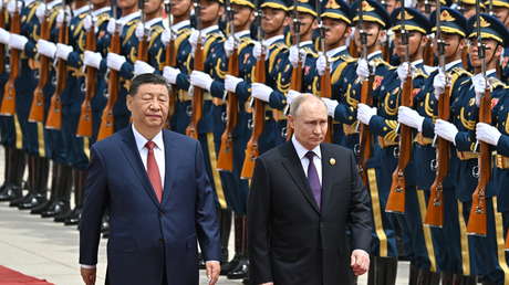 Vladímir Putin y Xi Jinping se reúnen en Pekín