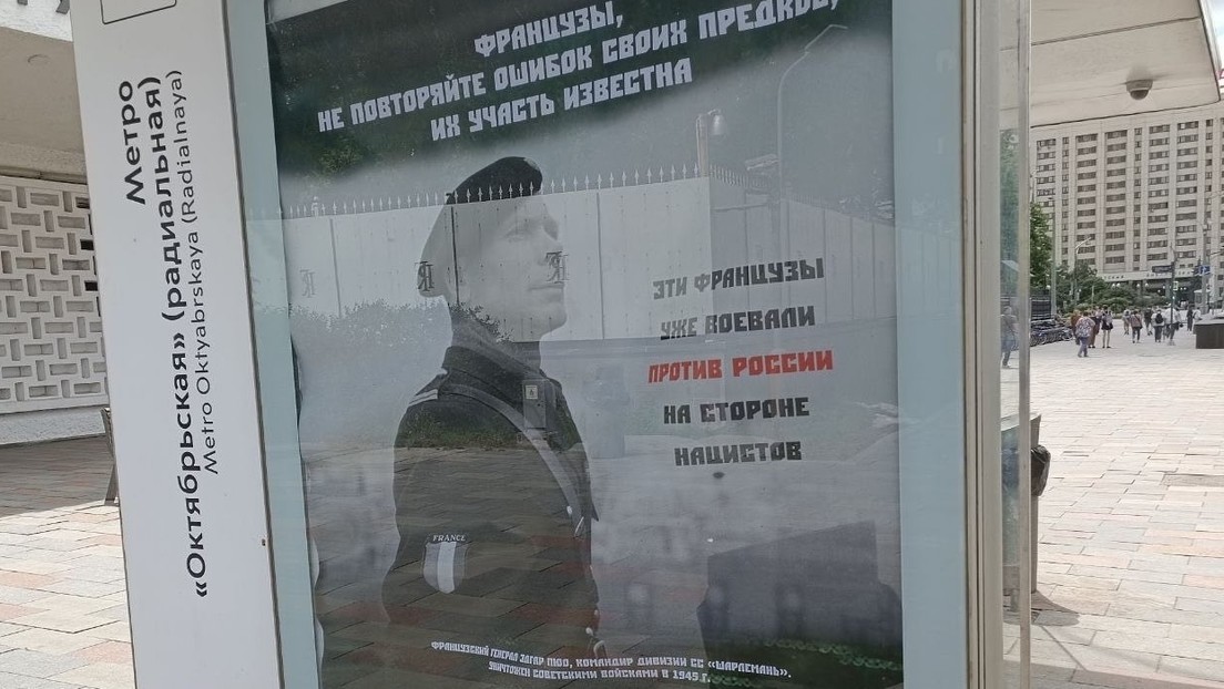 "No repitan los errores": carteles en Moscú instan a militares franceses a no enfrentarse a Rusia