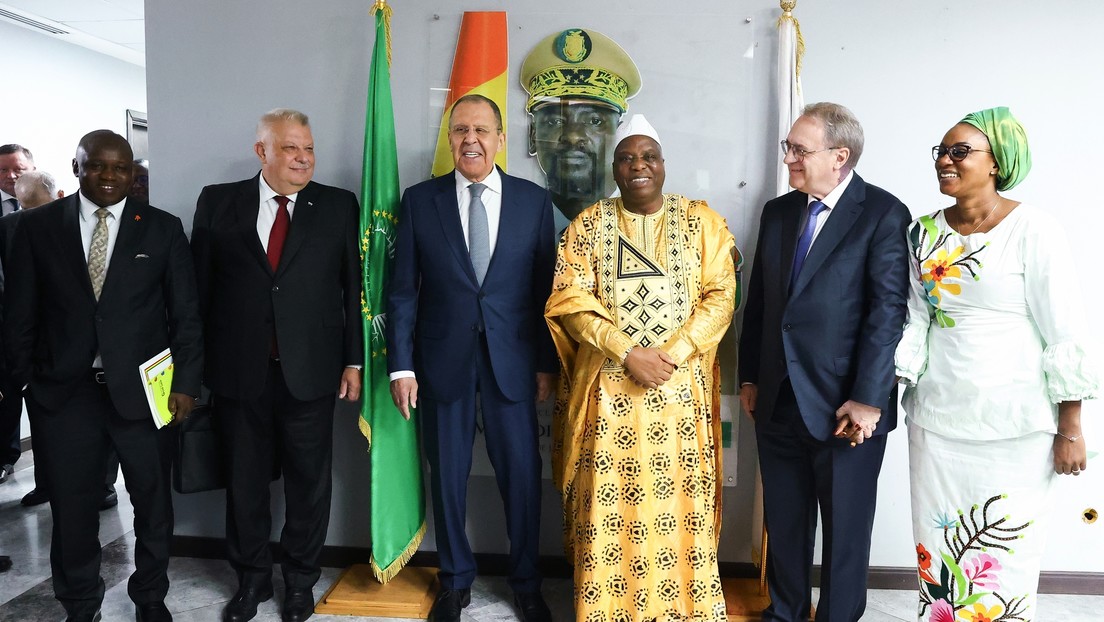 "Un nuevo impulso a las relaciones": ¿Cómo es la nueva gira africana de Lavrov?