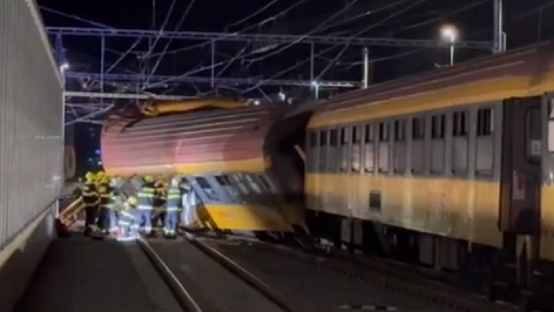 Colisión de trenes en la República Checa deja muertos y heridos (VIDEO)